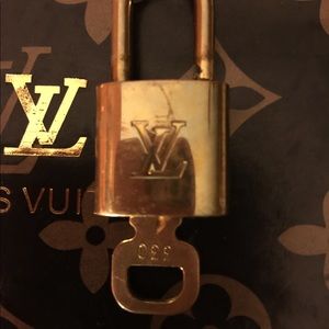 Louis Vuitton lock & Key set